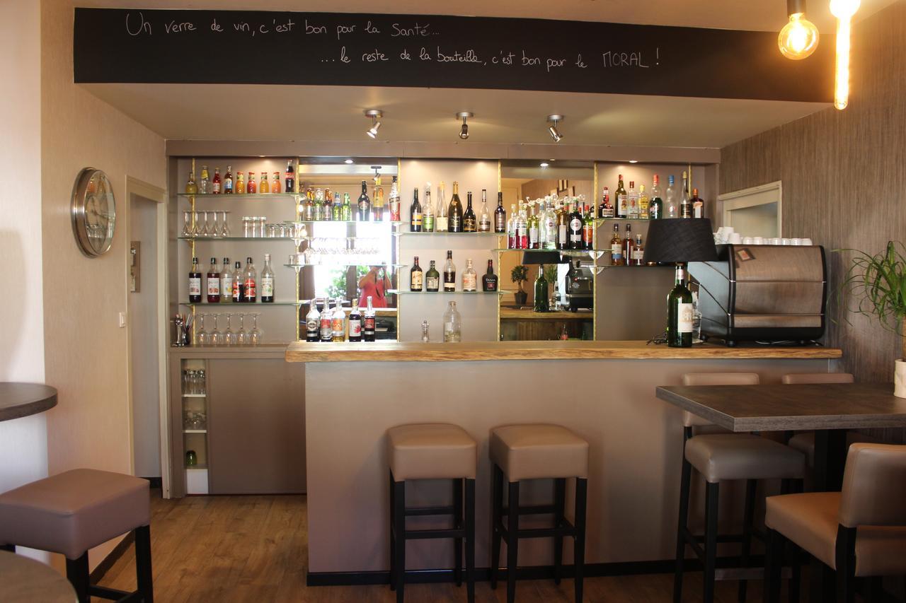Hotel-Restaurant Le Sorgia Bellegarde-sur-Valserine ภายนอก รูปภาพ