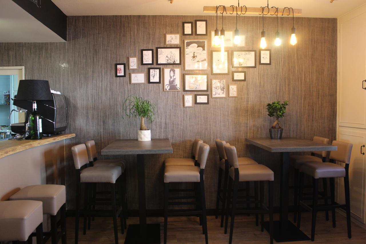 Hotel-Restaurant Le Sorgia Bellegarde-sur-Valserine ภายนอก รูปภาพ
