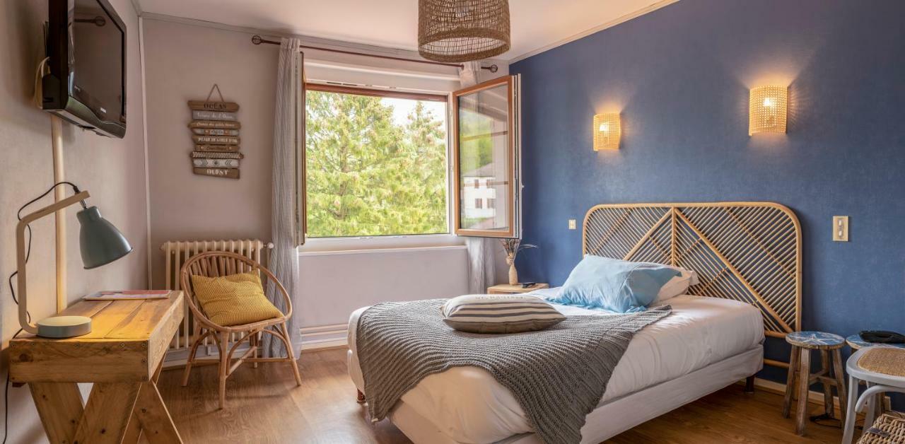 Hotel-Restaurant Le Sorgia Bellegarde-sur-Valserine ภายนอก รูปภาพ