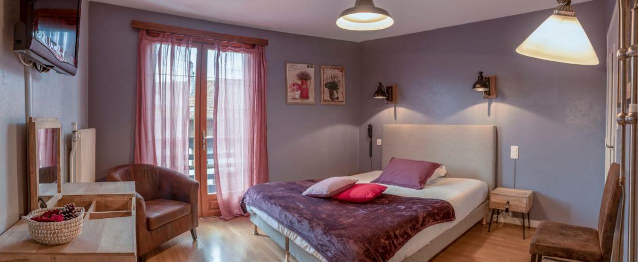 Hotel-Restaurant Le Sorgia Bellegarde-sur-Valserine ภายนอก รูปภาพ